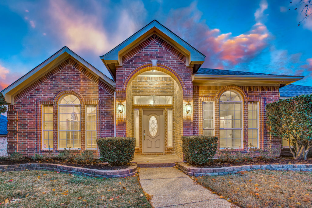Shoot2Sell Curb Appeal